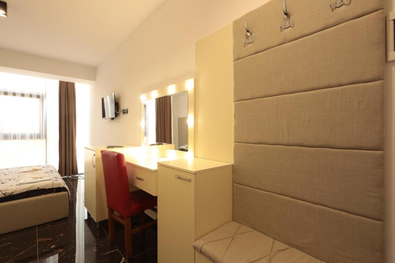 Hotel Ema 泰托沃 外观 照片
